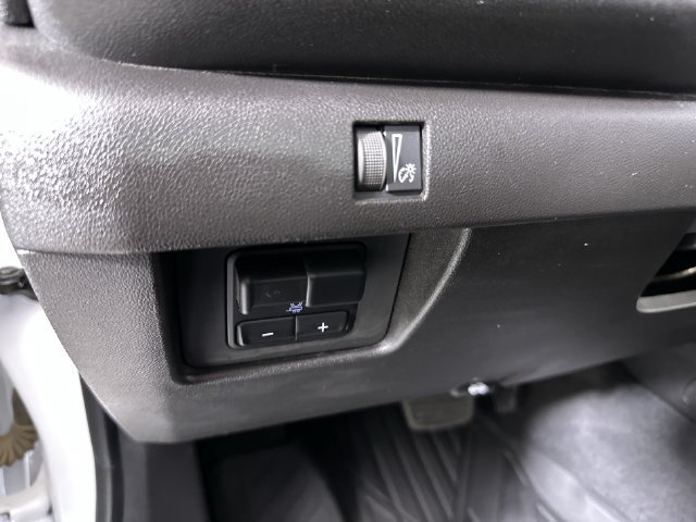 Used 2025 Chevrolet Colorado Trail Boss AWD/4WD image 18