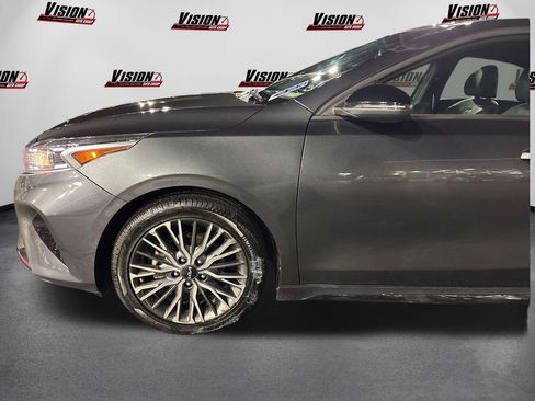 Certified 2022 Kia Forte GT-Line w/ GT-Line Technology Package image 12