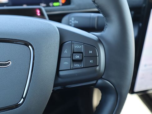 New 2025 Ford Mustang Mach-E Premium image 22