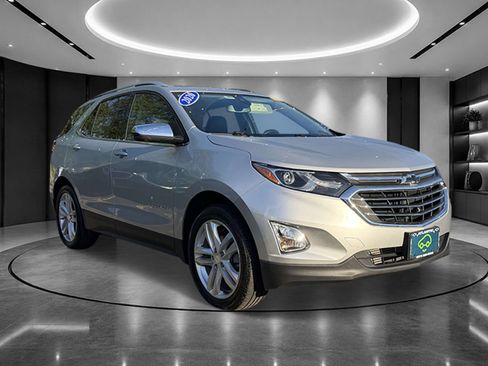 Certified 2020 Chevrolet Equinox Premier AWD/4WD image 2