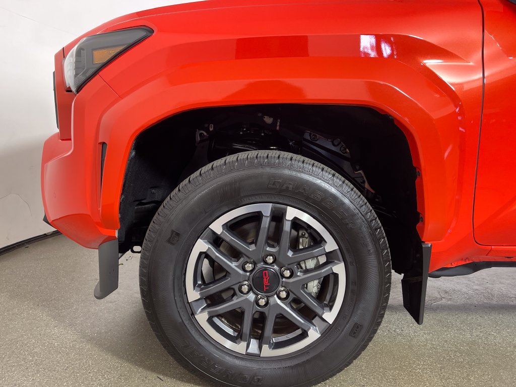 Certified 2024 Toyota Tacoma TRD Sport w/ TRD Sport Premium Package AWD/4WD image 11