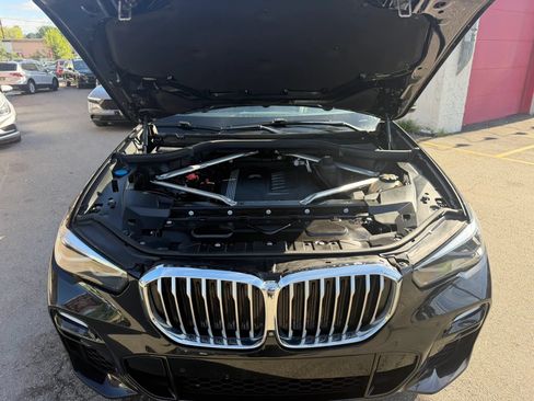 Used 2019 BMW X5 xDrive40i w/ M Sport Package AWD/4WD image 25