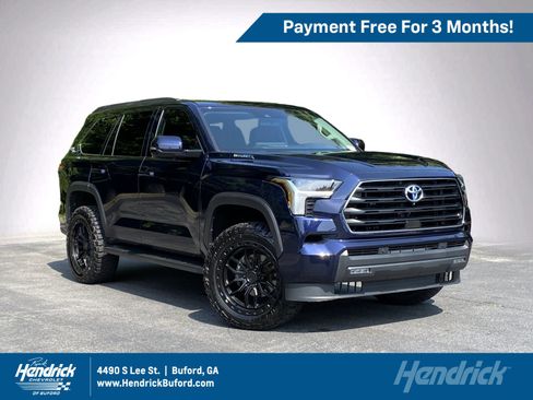 Used 2024 Toyota Sequoia SR5 w/ SR5 Premium Package AWD/4WD image 1
