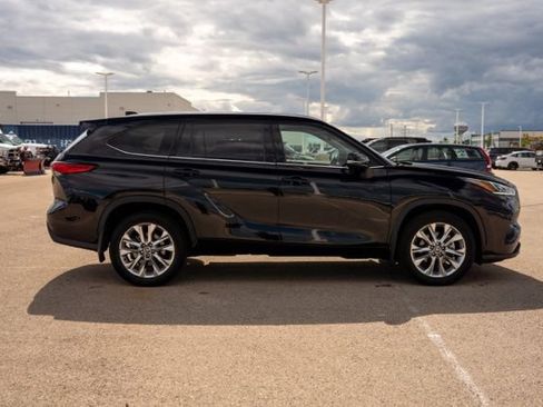 Used 2020 Toyota Highlander Limited AWD/4WD image 8