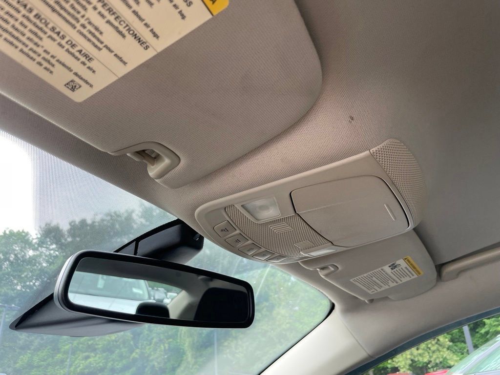 Used 2019 Ford Fusion SE FWD image 26