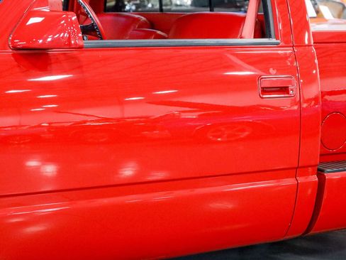 Used 1988 Chevrolet Silverado 1500 2WD Regular Cab image 17