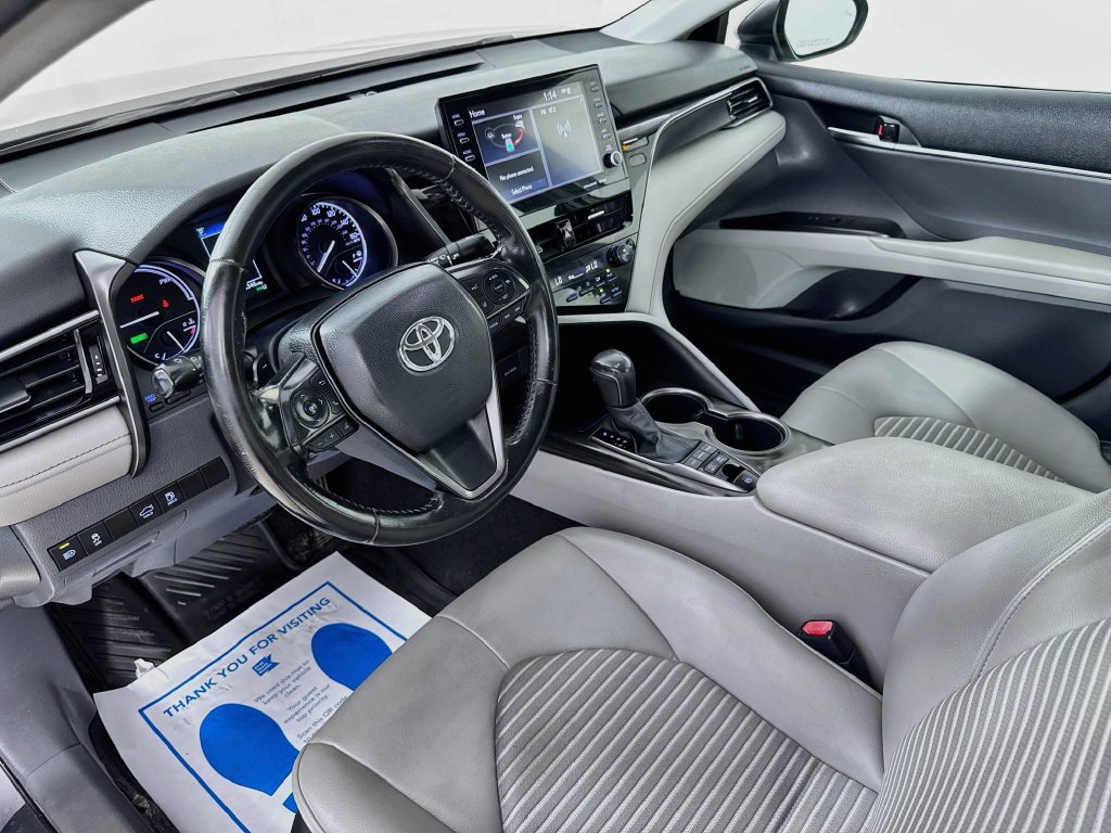 Used 2022 Toyota Camry SE w/ Audio Upgrade Package FWD image 11