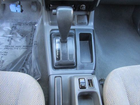 Used 1999 Isuzu Rodeo LS RWD image 42