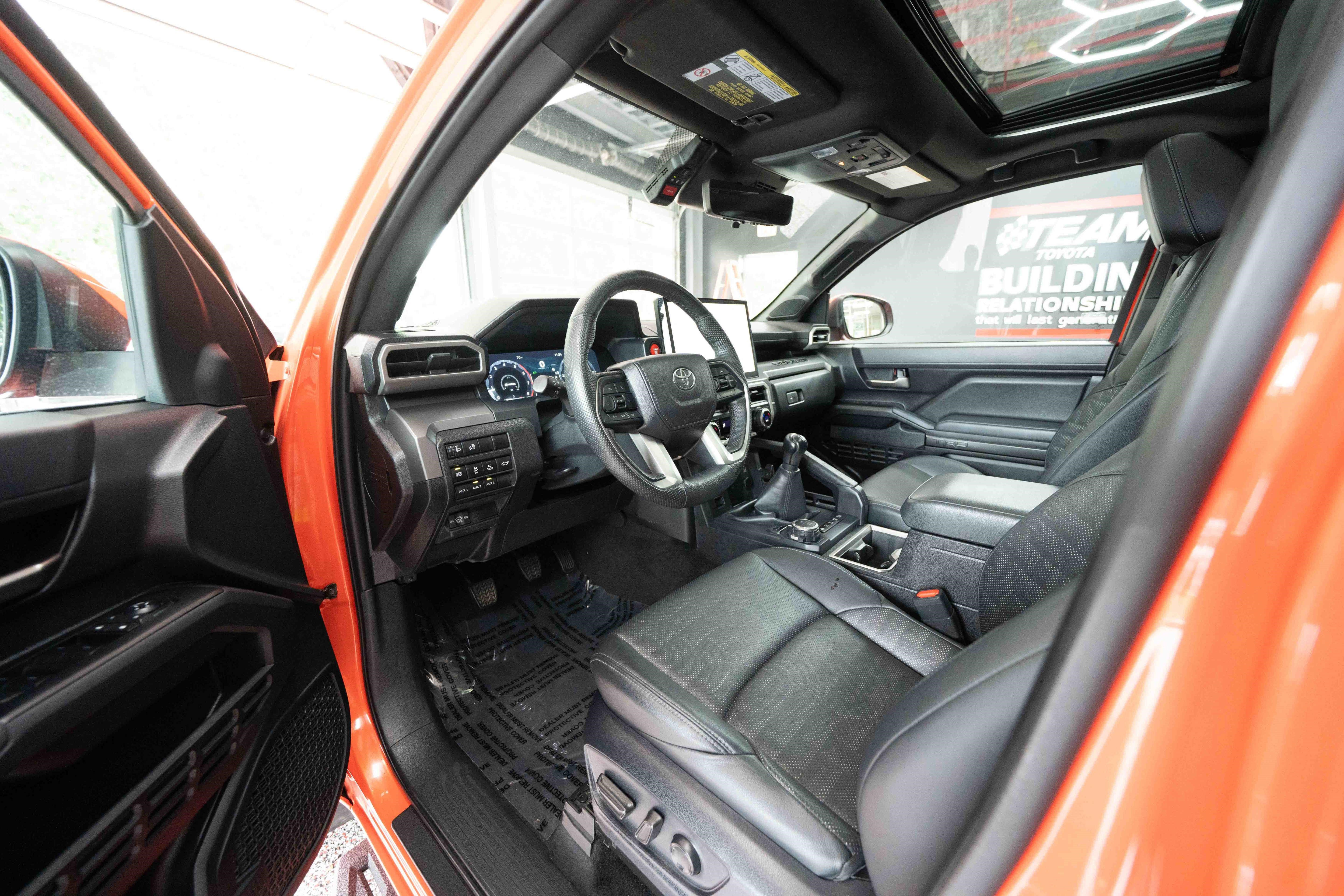 Used 2024 Toyota Tacoma TRD Off-Road w/ TRD Off Road Premium Package AWD/4WD image 8