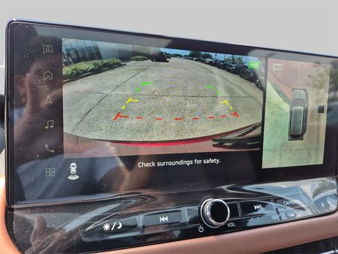 New 2025 Mitsubishi Outlander SEL image 18