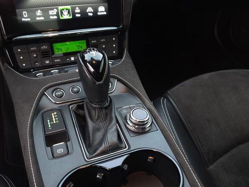 Used 2018 Maserati GranTurismo Sport image 43