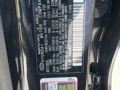 Certified 2026 Genesis GV70 2.5T Advanced AWD/4WD image 5