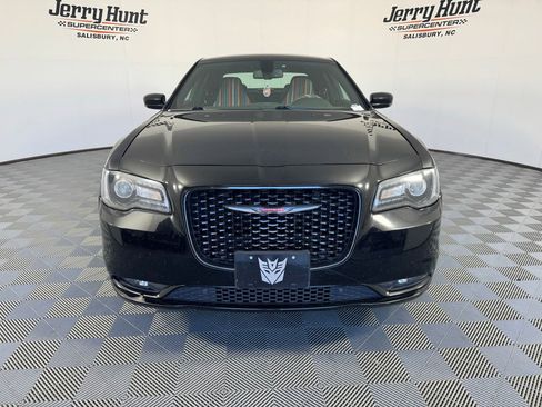 Used 2021 Chrysler 300 S RWD image 5