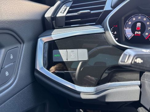 Used 2021 Audi Q3 2.0T Premium Plus w/ Premium Plus Package image 37