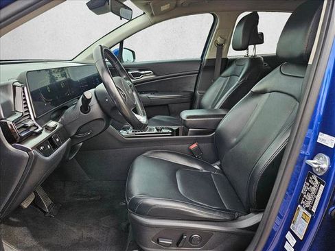 Used 2023 Kia Sportage EX FWD image 21