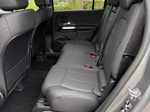 Certified 2026 Mercedes-Benz GLB 250 image 18