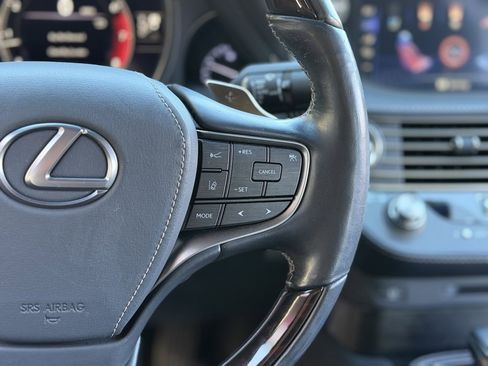 Used 2018 Lexus LS 500 w/ Interior Upgrade Package image 45