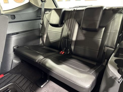 Used 2022 Volkswagen Atlas SE image 23