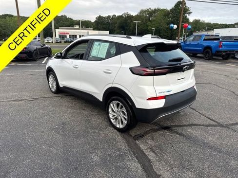 Used 2023 Chevrolet Bolt EUV LT FWD image 5