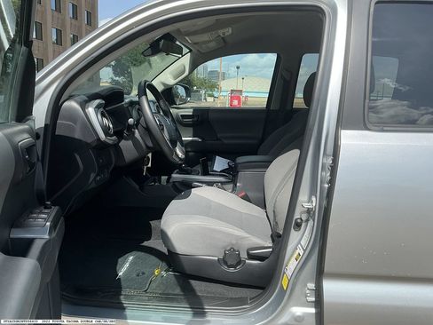 Used 2022 Toyota Tacoma SR5 w/ SR5 Appearance Package (SM) RWD image 6