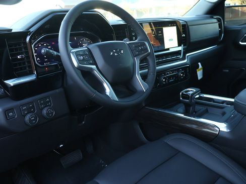 New 2026 Chevrolet Silverado 1500 LT Trail Boss w/ LT Trail Boss Premium Package image 3