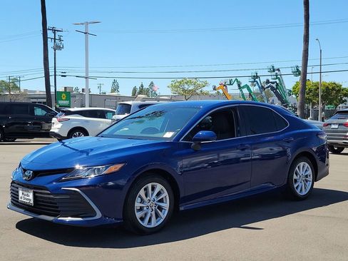 Used 2024 Toyota Camry LE image 32