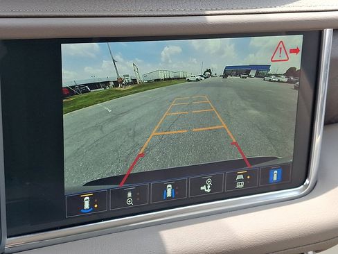 Used 2023 GMC Yukon Denali w/ LPO, Floor Liner Package AWD/4WD image 21