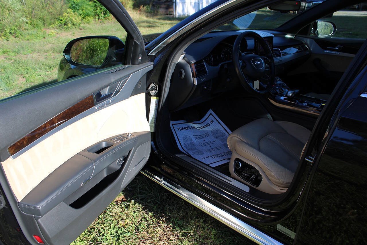 Used 2011 Audi A8 4.2 AWD/4WD image 13