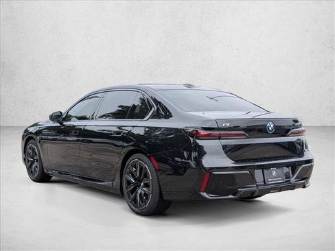Used 2026 BMW i7 xDrive60 w/ Executive Package AWD/4WD image 8