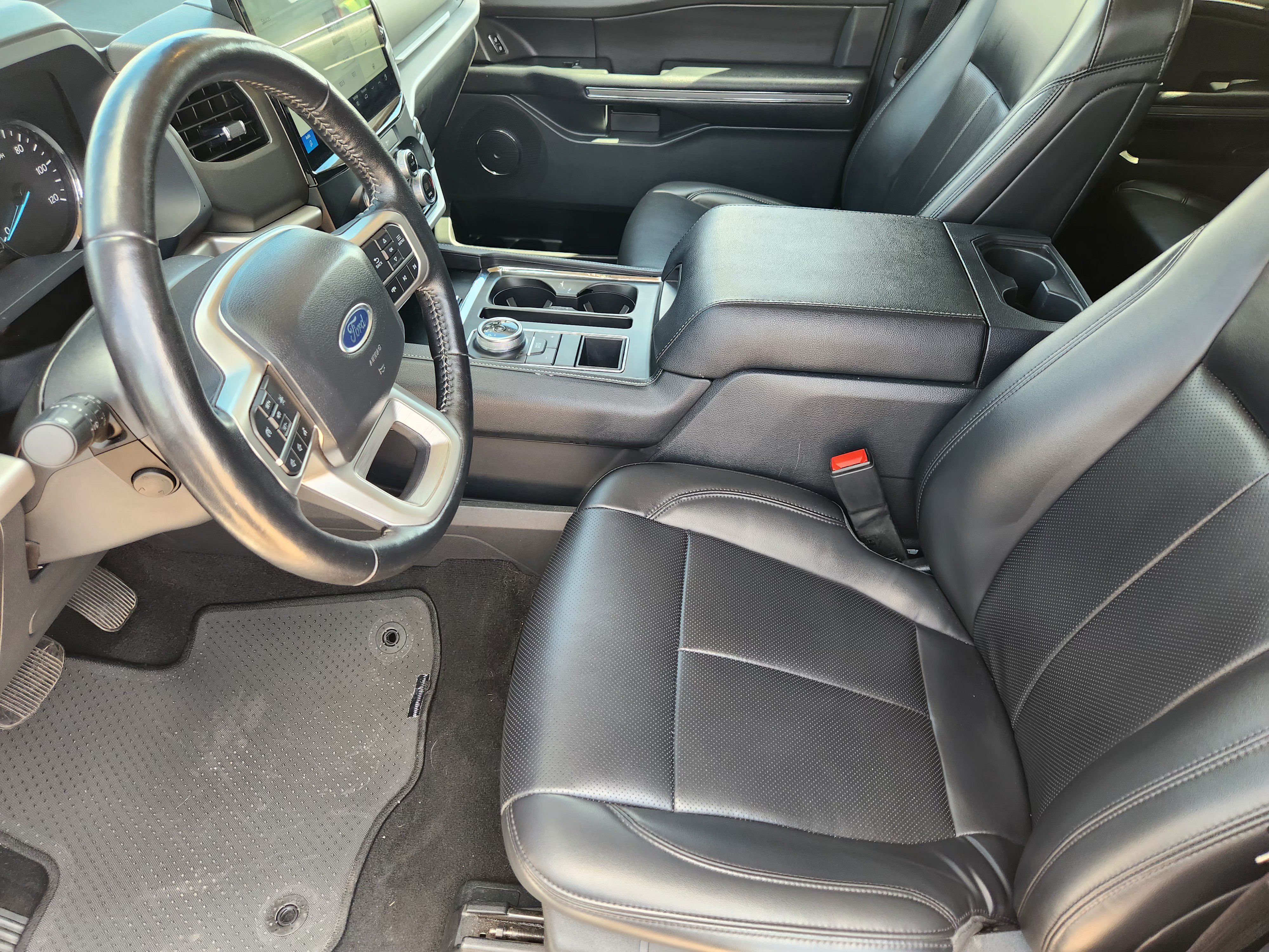 Used 2024 Ford Expedition Max XLT RWD image 13