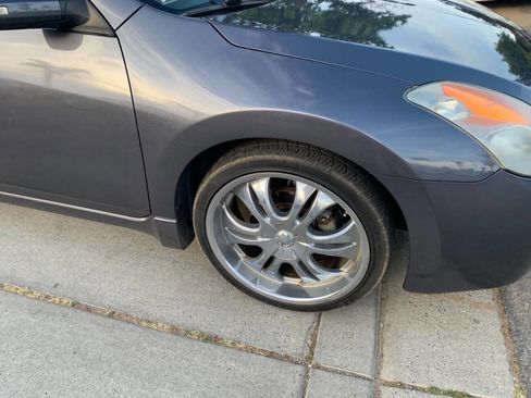 Used 2008 Nissan Altima 3.5 SE FWD image 16