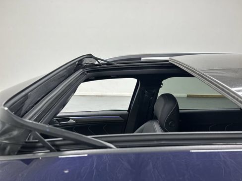 Certified 2023 Volkswagen Tiguan SEL R-Line AWD/4WD image 20