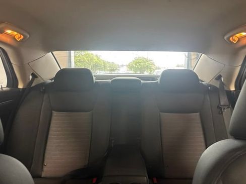 Used 2020 Chrysler 300 Touring w/ Sport Appearance Package RWD image 16