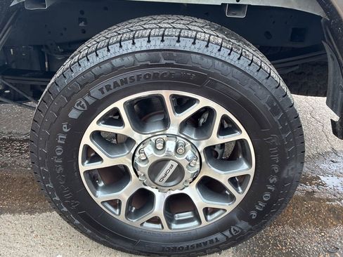 Used 2020 Ford F250 Lariat w/ Lariat Ultimate Package AWD/4WD image 12
