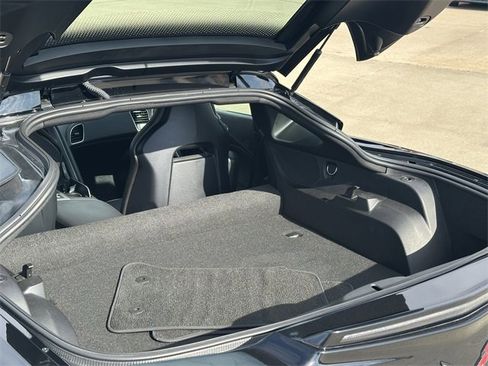 Used 2019 Chevrolet Corvette Stingray Coupe w/ Battery Protection Package image 28
