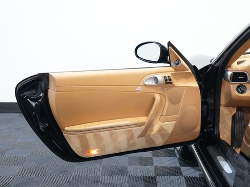 Used 2009 Porsche 911 Carrera S RWD image 22