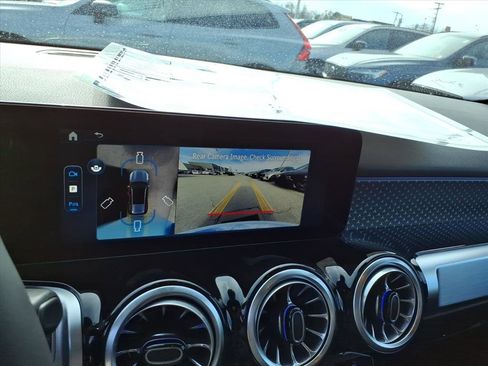 New 2026 Mercedes-Benz GLB 250 4MATIC image 20