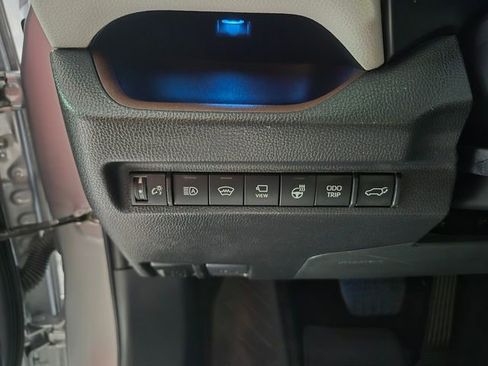 Used 2024 Toyota RAV4 Limited w/ Advanced Technology Package FWD image 17
