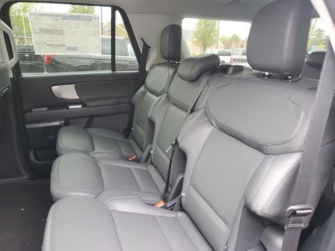 New 2026 Ford Expedition Active AWD/4WD image 28
