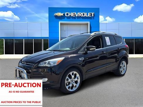 Used 2013 Ford Escape Titanium w/ Class II Trailer Tow Pkg FWD image 7