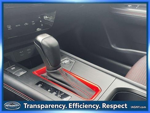 Certified 2025 Nissan Kicks SR image 30