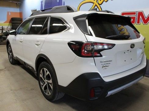Used 2022 Subaru Outback Limited AWD/4WD image 7