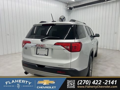 Used 2018 GMC Acadia SLE image 3