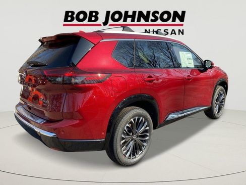 New 2026 Nissan Rogue Platinum image 2