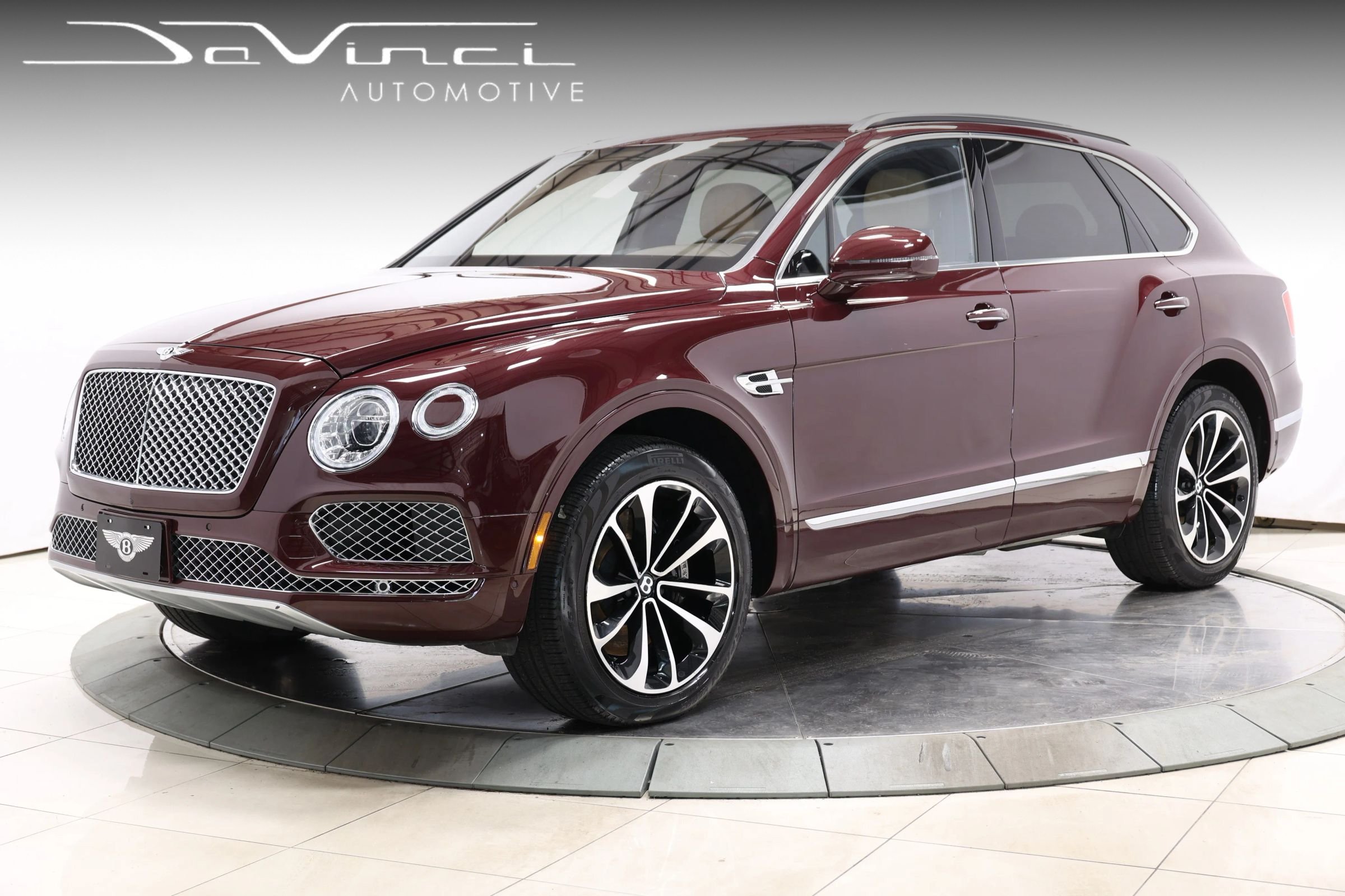 Used 2018 Bentley Bentayga AWD/4WD image 1