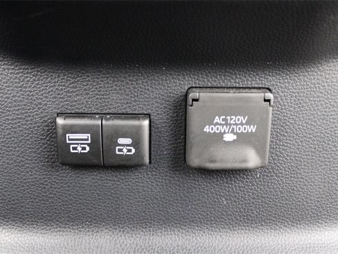 Used 2023 Toyota Tundra 1794 Edition image 22