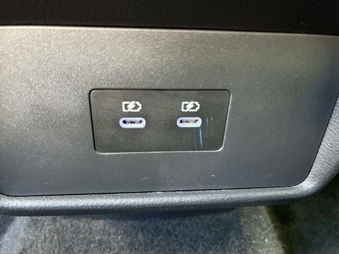 Used 2025 Nissan Rogue SV AWD/4WD image 24
