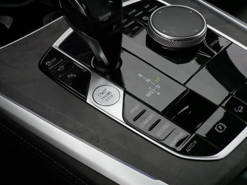 Used 2021 BMW X5 xDrive40i w/ Premium Package AWD/4WD image 25