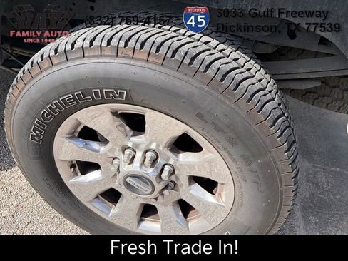 Used 2018 Ford F250 Lariat w/ Chrome Package image 6