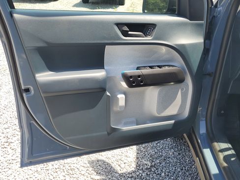 New 2025 Ford Maverick XLT w/ XLT Luxury Package image 16